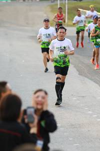 BIB: 882
                            <button type="button" onclick="openModal(3531710)" class="btn btn-primary btn-sm float-right btn-popup" data-toggle="modal" data-target=".modal-high-quality">
                        <i class="fas fa-shopping-cart"></i> Add to Cart
                    </button>
                                            <button type="button" onclick="isThisMe(3531710, true)" class="btn btn-success btn-sm float-right btn-popup btn-isme hidden" data-toggle="tooltip" data-placement="bottom" title="นี่คือรูปของคุณใช่ไหม คลิกที่นี่เพื่อเอาเข้าอัลบั้ม">
                        <i class="fas fa-plus"></i> Add to album
                    </button>
                    <button type="button" onclick="isThisMe(3531710, false)" class="btn btn-warning btn-sm float-right btn-popup btn-isnotme hidden">
                        <i class="fas fa-ban"></i> Remove from album
                    </button>